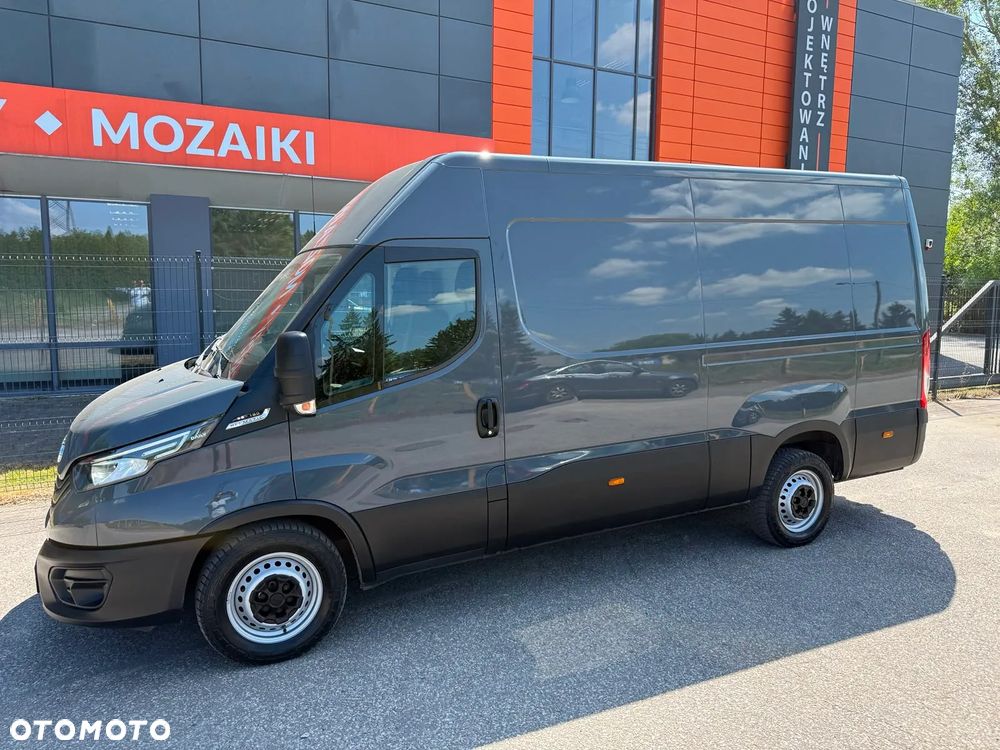 Iveco Daily 35S180, 3.0 180KM, L3H2, HiMatic, Niski przebieg, Bardzo zadbany - 4