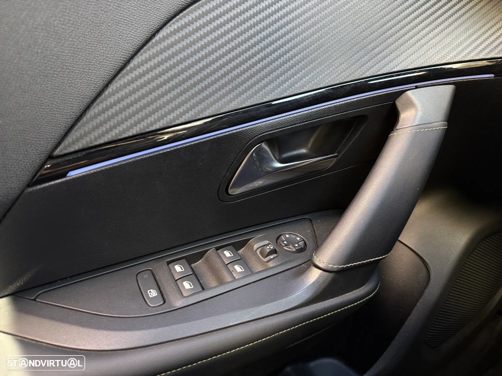 Peugeot e-2008 50 kWh GT Line - 7
