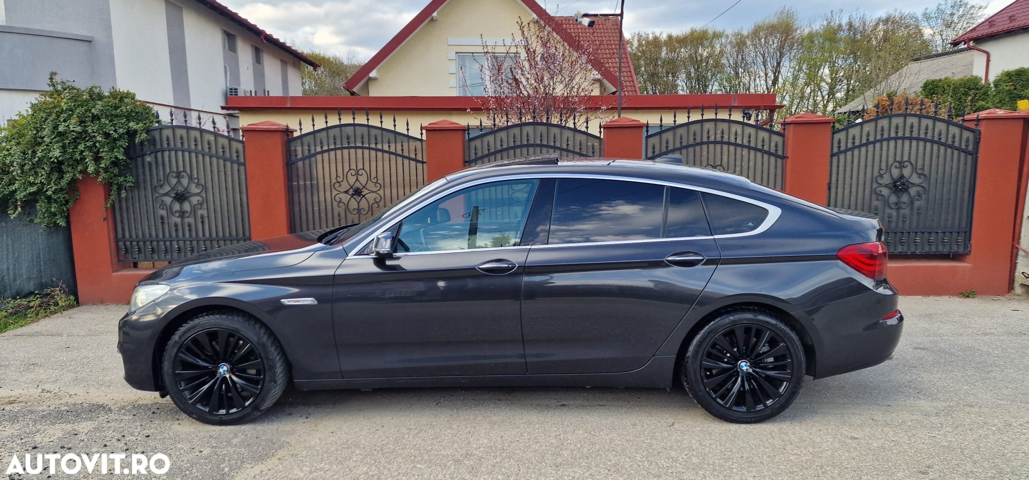 BMW Seria 5 520d Gran Turismo Aut. Luxury Line - 3