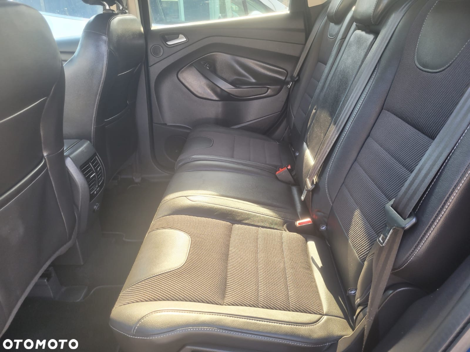 Ford Kuga - 22