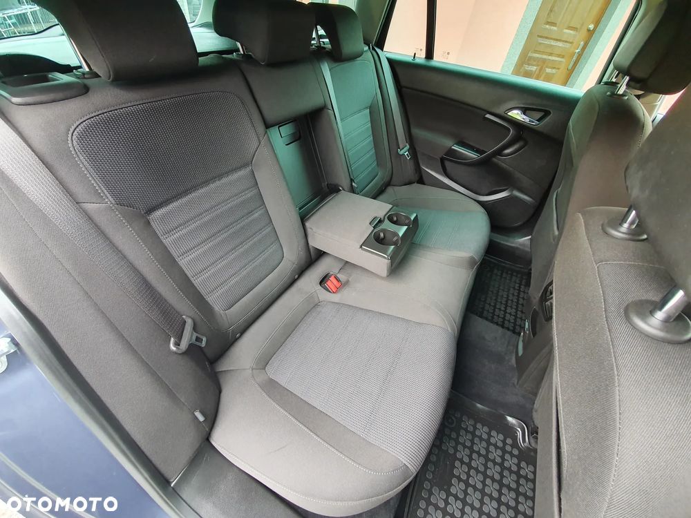 Opel Insignia 2.0 T Edition 4x4 - 6
