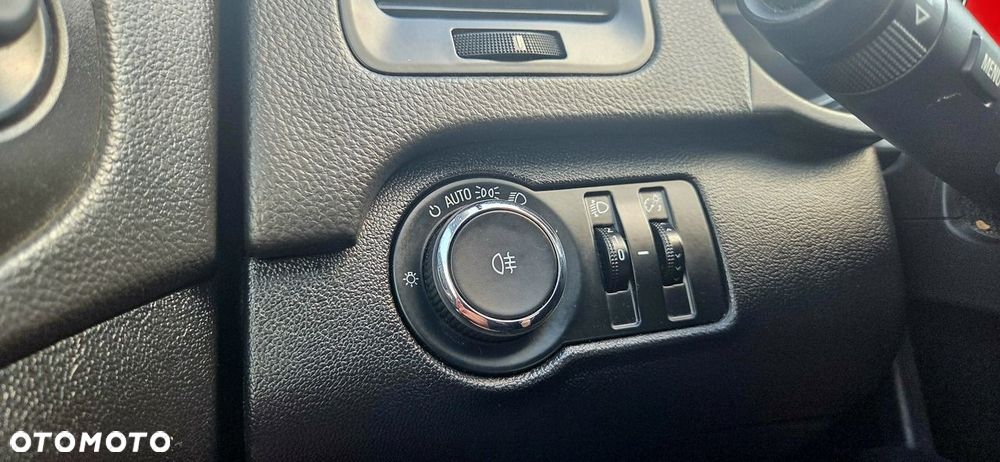 Opel Insignia 2.0 CDTI EcoFLEX S&S - 24