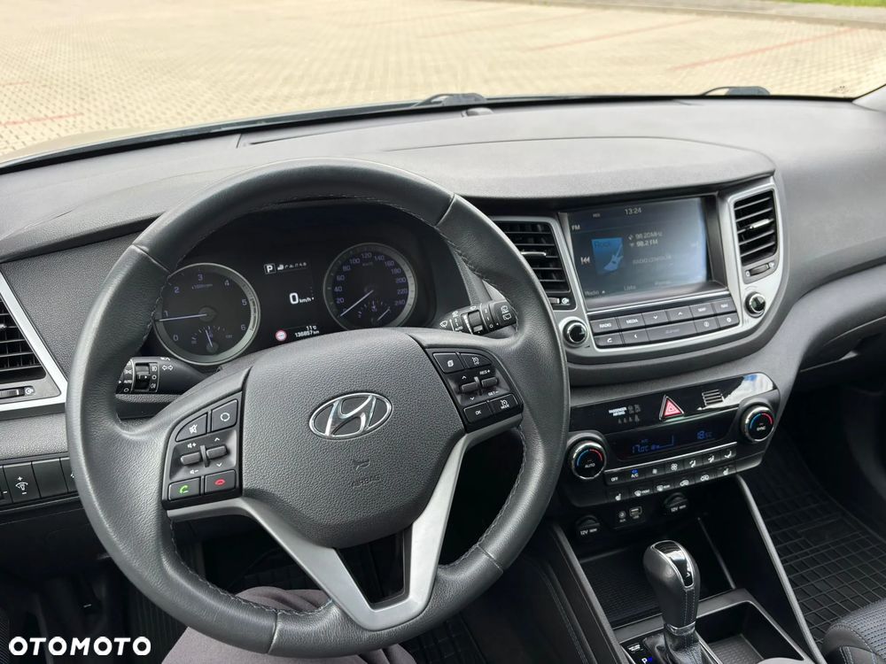 Hyundai Tucson blue 1.7 CRDi 2WD DCT Premium - 27