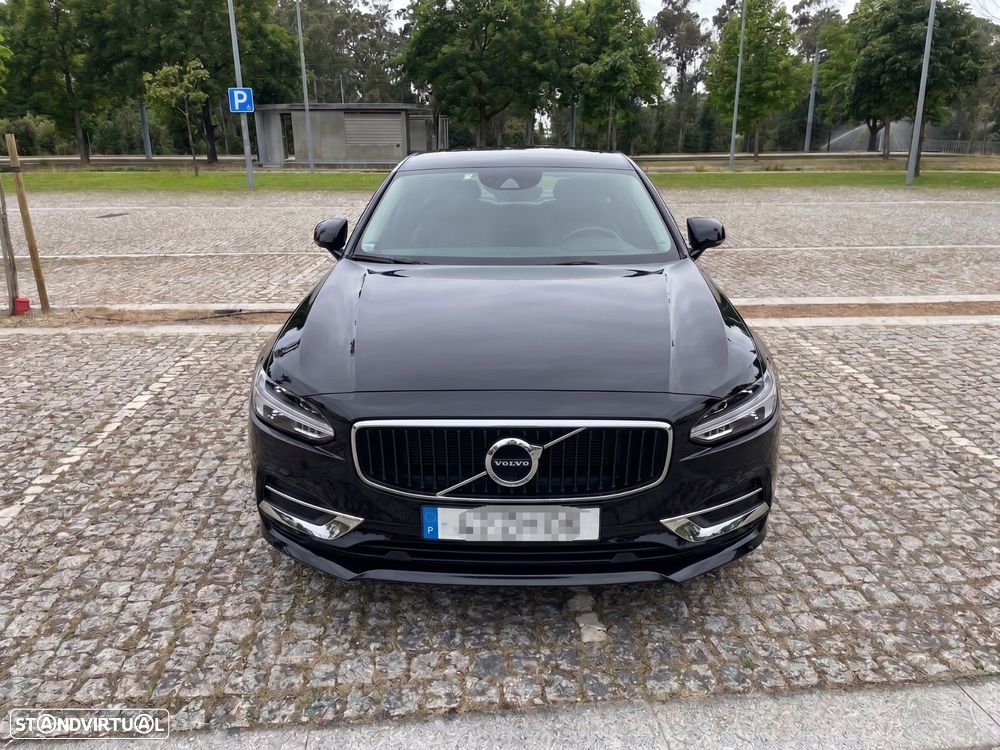 Volvo S90 2.0 T8 Momentum AWD Geartronic - 3