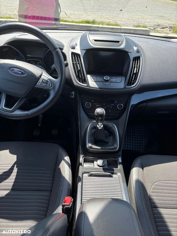 Ford Kuga 2.0 TDCi 4WD Titanium - 14