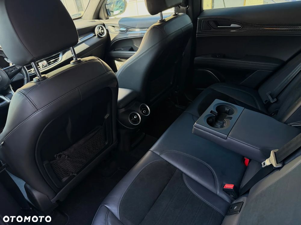 Alfa Romeo Stelvio 2.0 Turbo Veloce TI Q4 - 3