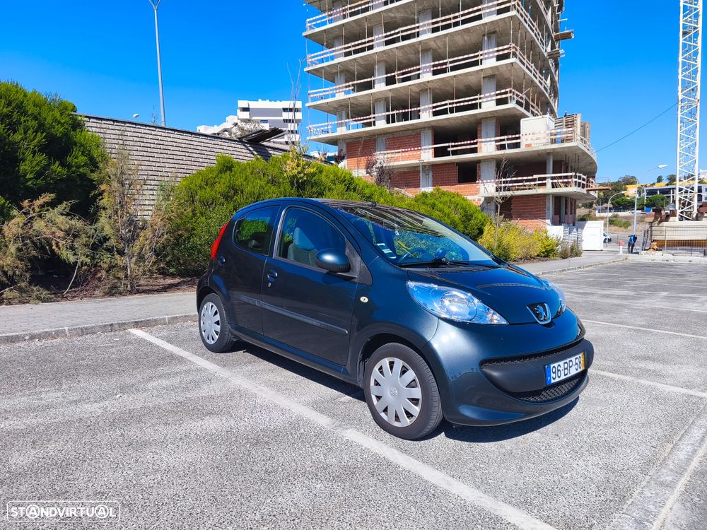 Peugeot 107 1.0 Urban - 3