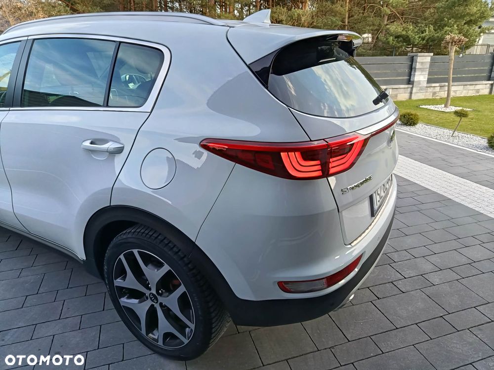 Kia Sportage 2,0 CRDI AWD GT Line - 9