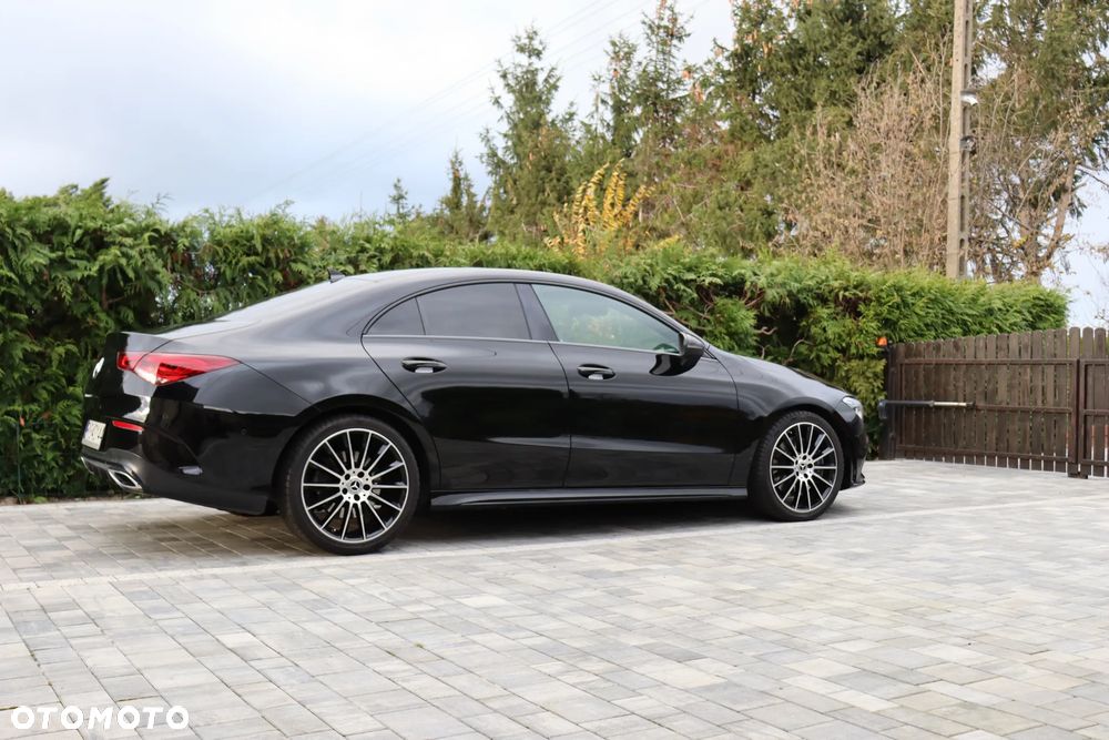 Mercedes-Benz CLA 220 7G-DCT - 3
