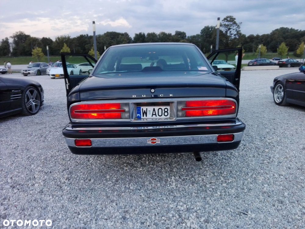 Buick Park Avenue - 11