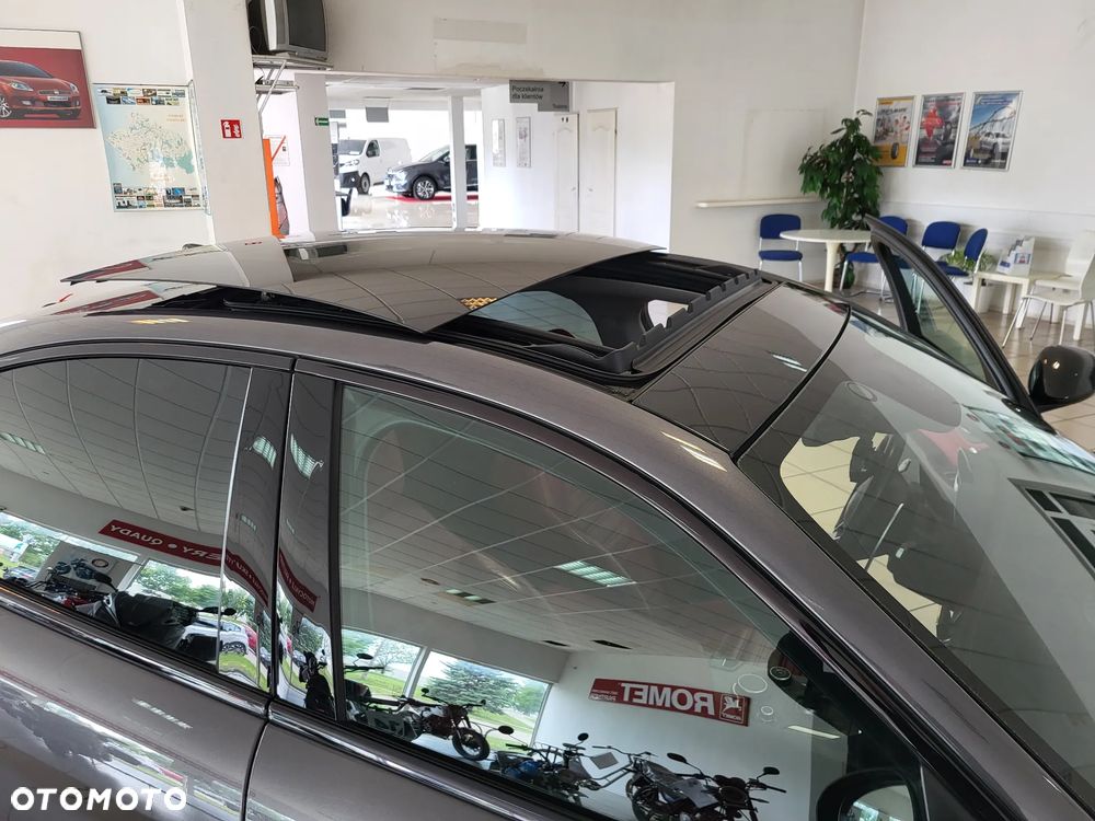 Alfa Romeo Giulia 2.0 Turbo 16V AT8-Q4 Ti - 27