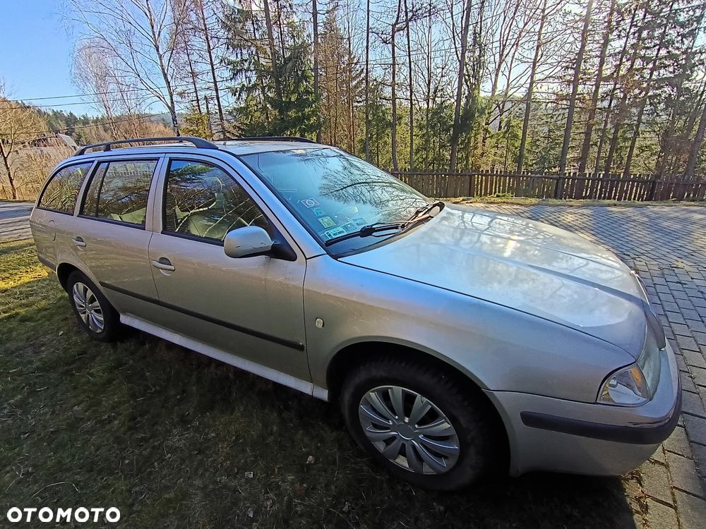 Skoda Octavia 1.9 TDI Tour - 9