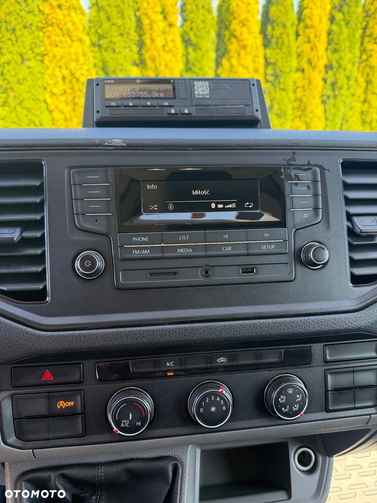 Volkswagen Crafter - 11