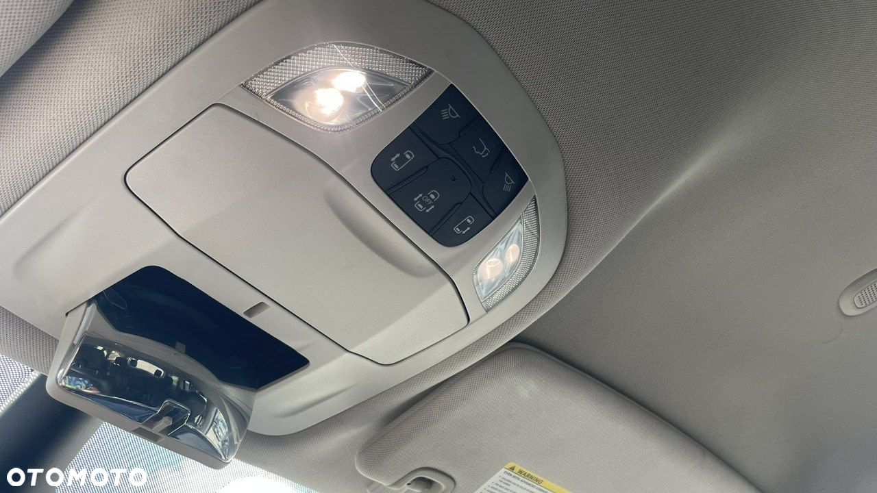 Chrysler Pacifica - 10