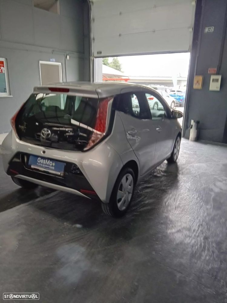 Toyota Aygo 1.0 X-Play+AC - 7
