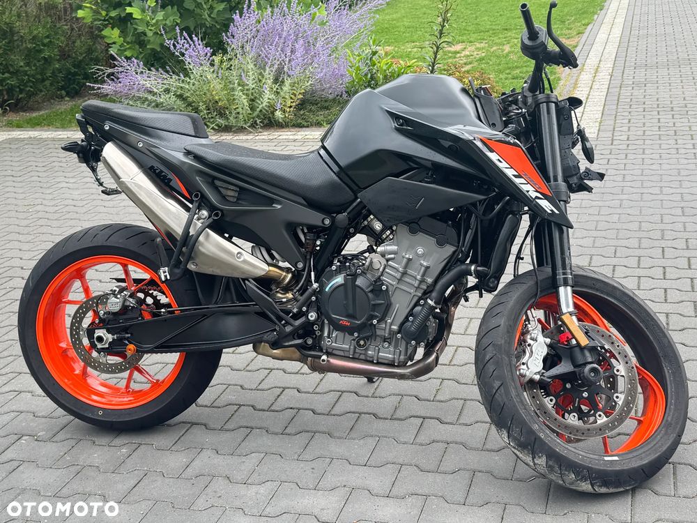 KTM Duke 790 - 2