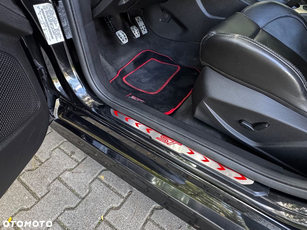 Ford Focus 2.0 EcoBoost ST-2 - 15