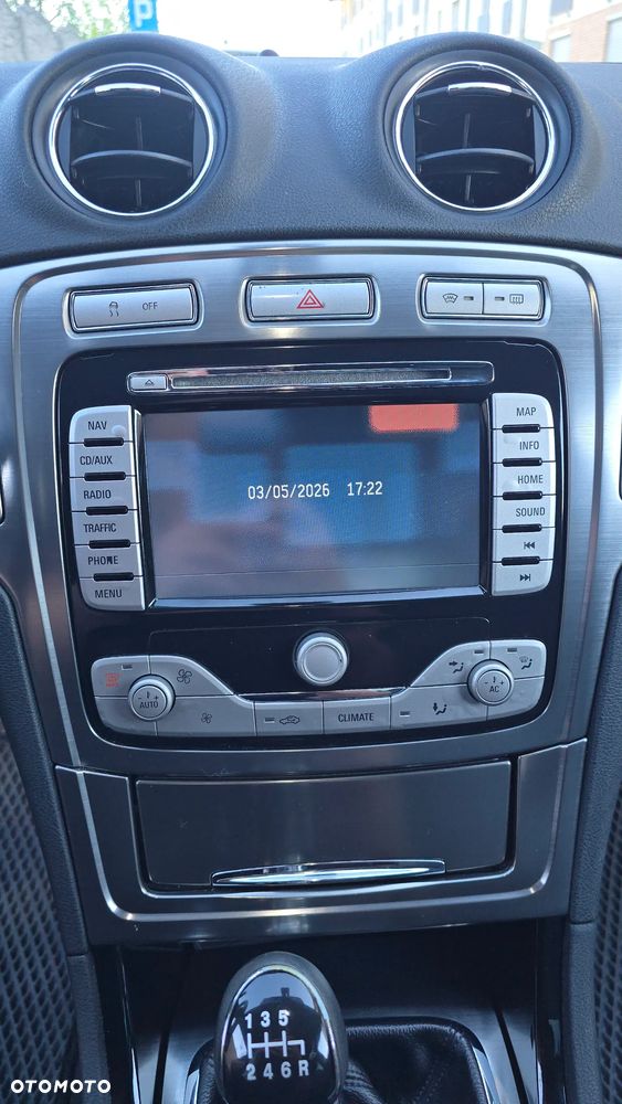 Ford Mondeo 2.5 Titanium - 21