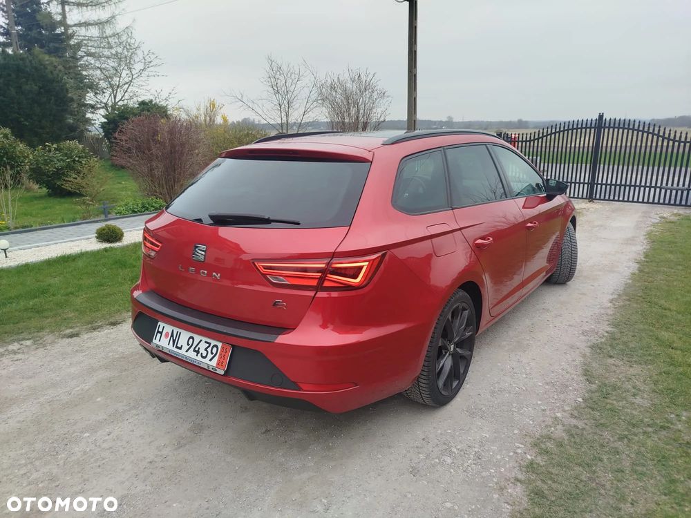 Seat Leon 2.0 TDI DPF DSG FR Black Matt Edition - 6