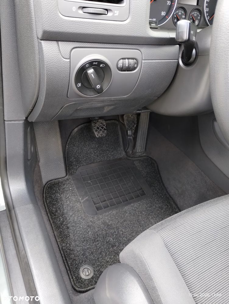 Volkswagen Golf 1.6 Trendline - 23
