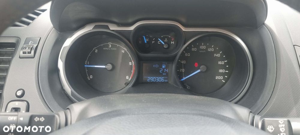 Ford Ranger XLT - 18