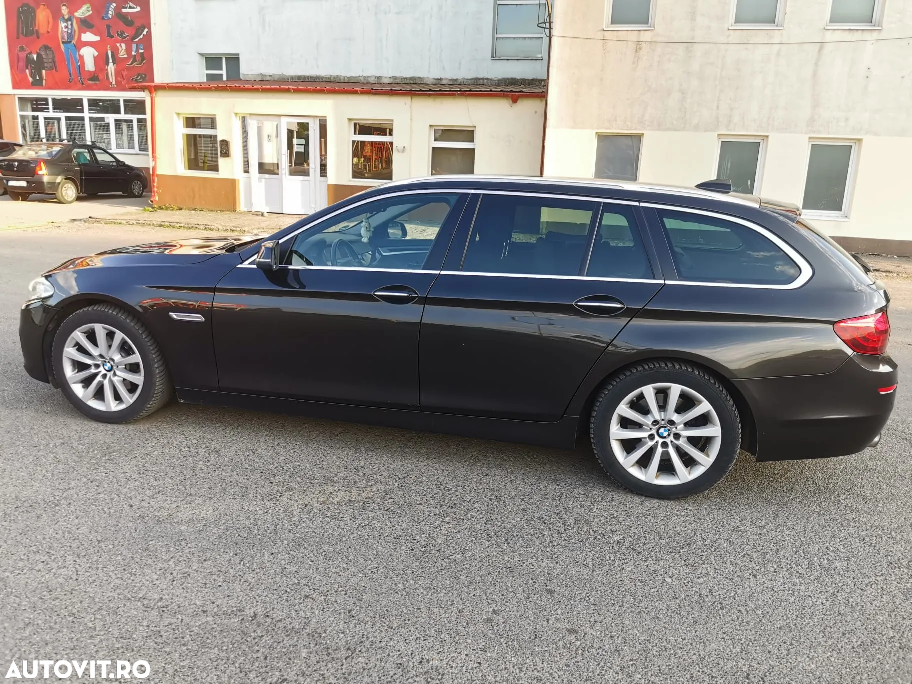 BMW Seria 5 520d Touring Aut. - 14