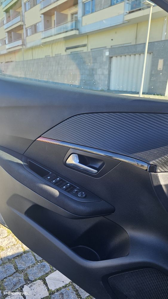 Peugeot 208 1.2 PureTech Active Pack - 9