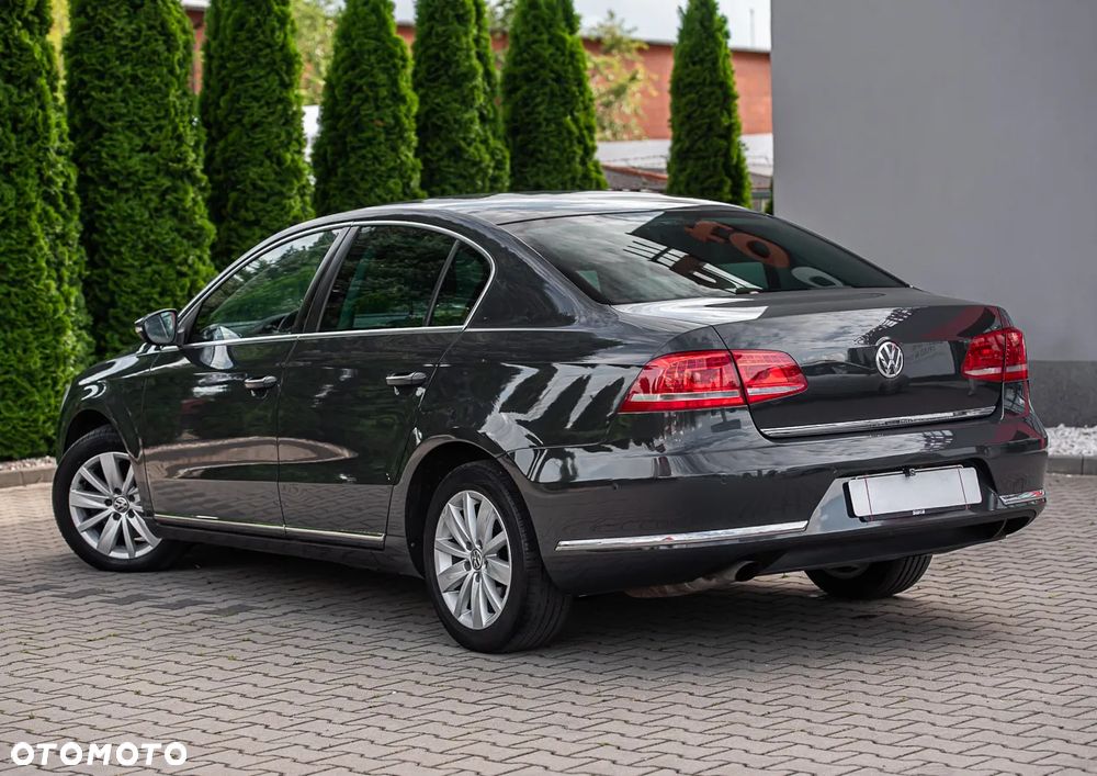 Volkswagen Passat 1.4 TSI DSG BlueMotion Technology Highline - 3
