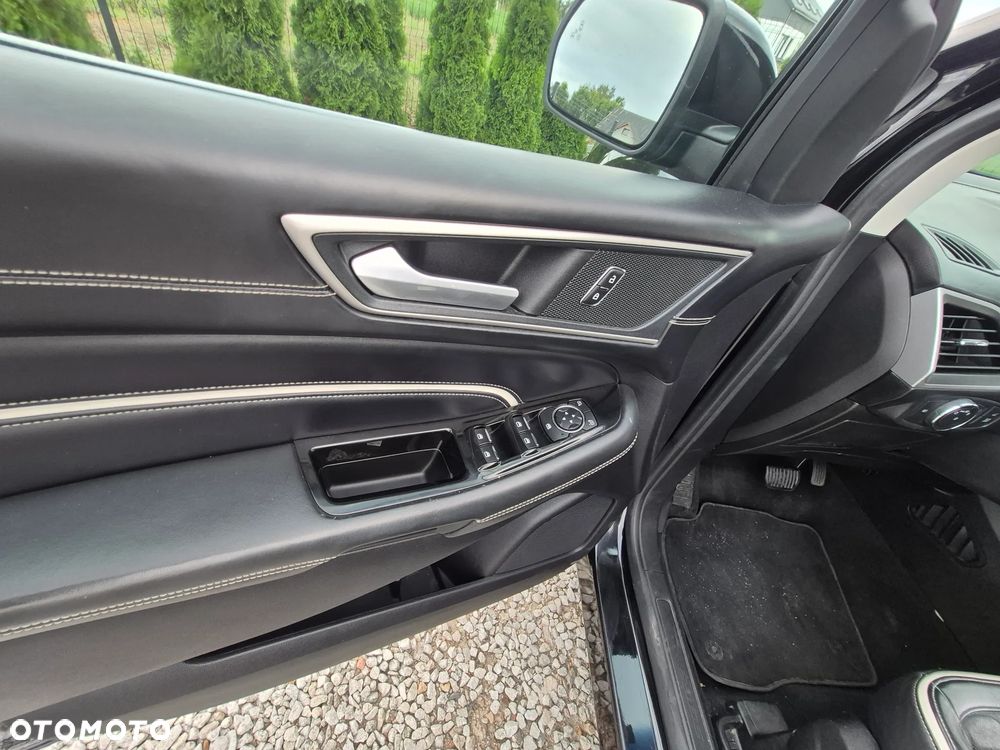 Ford Edge - 23