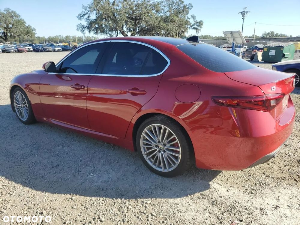 Alfa Romeo Giulia 2.0 Turbo 16V AT8 Veloce Ti - 6