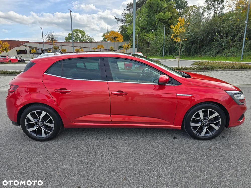 Renault Megane ENERGY TCe 130 EDC BOSE EDITION - 36
