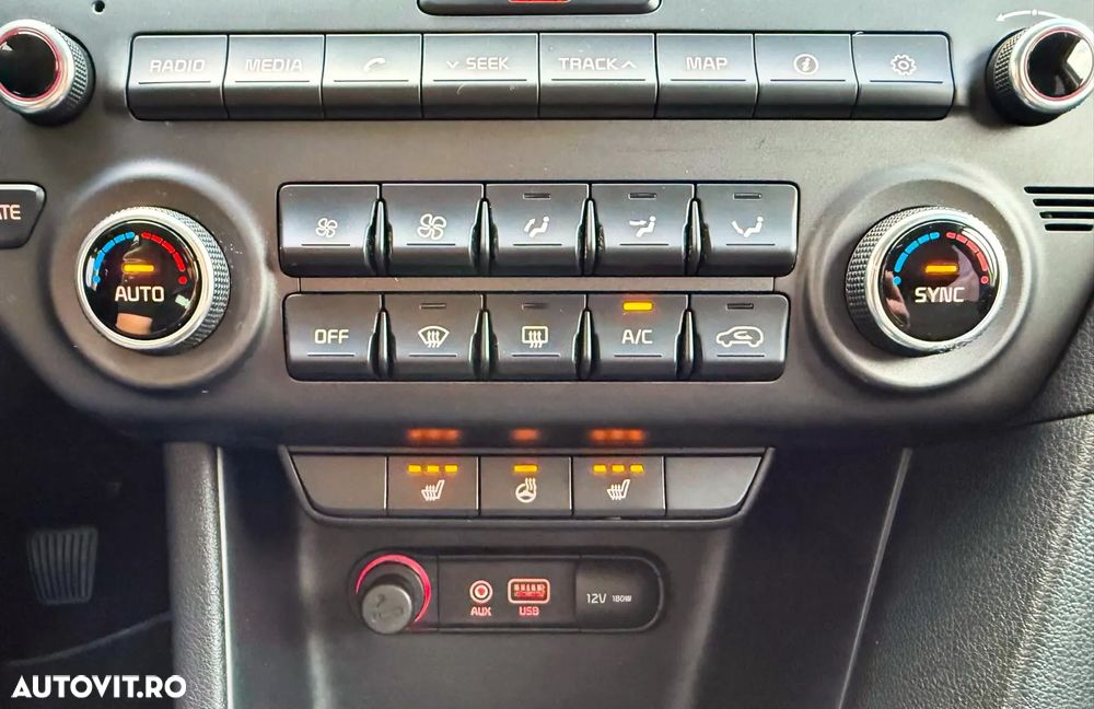 Kia Sportage 1.6 GDI 2WD Black Edition - 6