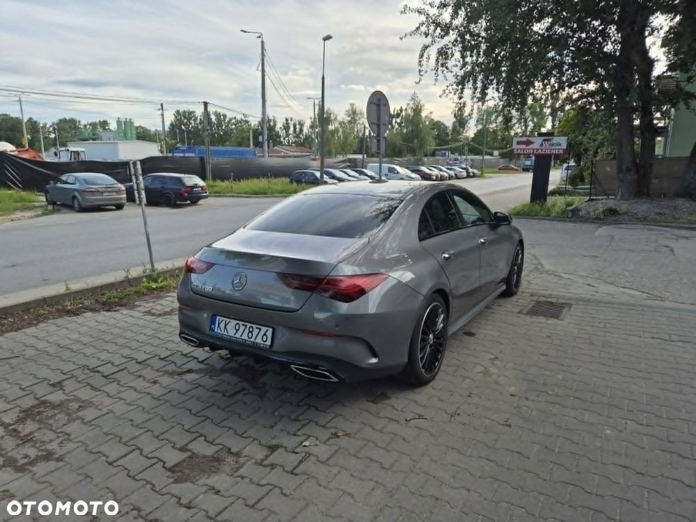 Mercedes-Benz CLA 200 AMG Line 7G-DCT - 9