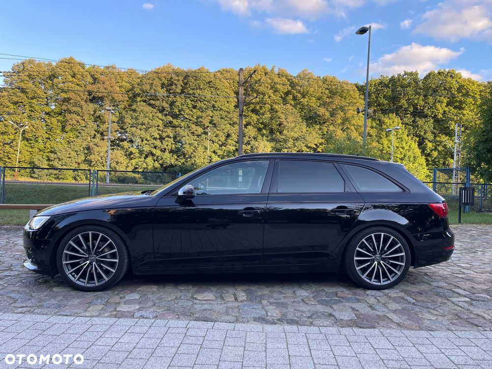 Audi A4 Avant - 2