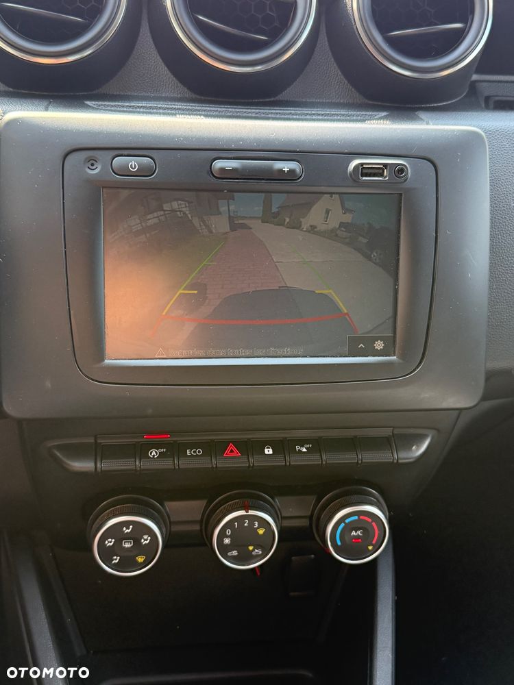 Dacia Duster 1.6 SCe Prestige - 24