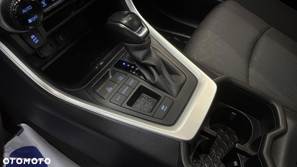 Toyota RAV4 2.5 Hybrid Comfort 4x2 - 16