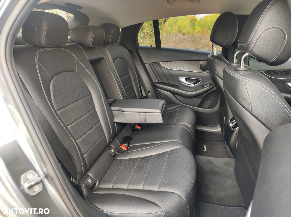 Mercedes-Benz GLC Coupe 250 d 4Matic 9G-TRONIC AMG Line - 14
