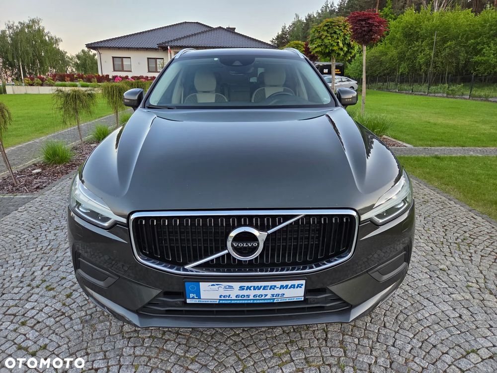 Volvo XC 60 B4 D AWD Momentum Pro - 8