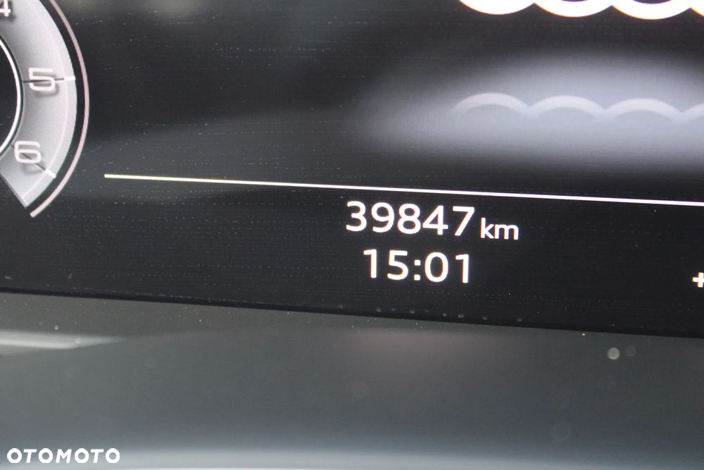 Audi Q8 50 TDI mHEV Quattro Tiptronic - 37