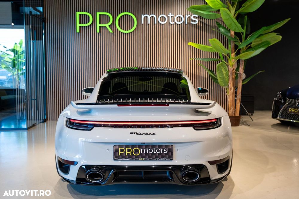 Porsche 911-TURBO-S - 13