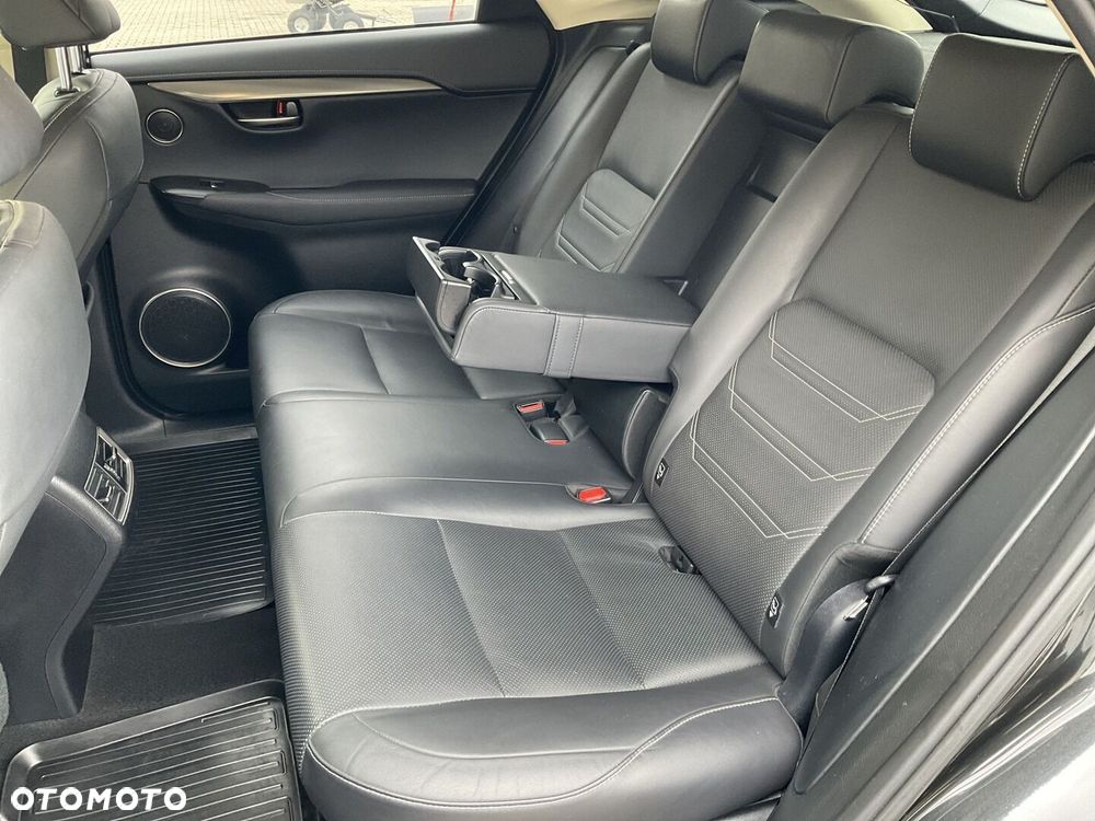 Lexus NX 300h Comfort AWD - 15