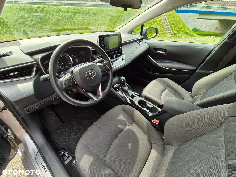 Toyota Corolla - 13
