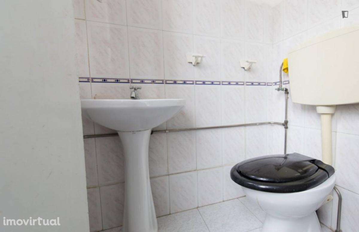 Quarto - localizado em Saldanha Lisbon - Grande imagem: 4/10