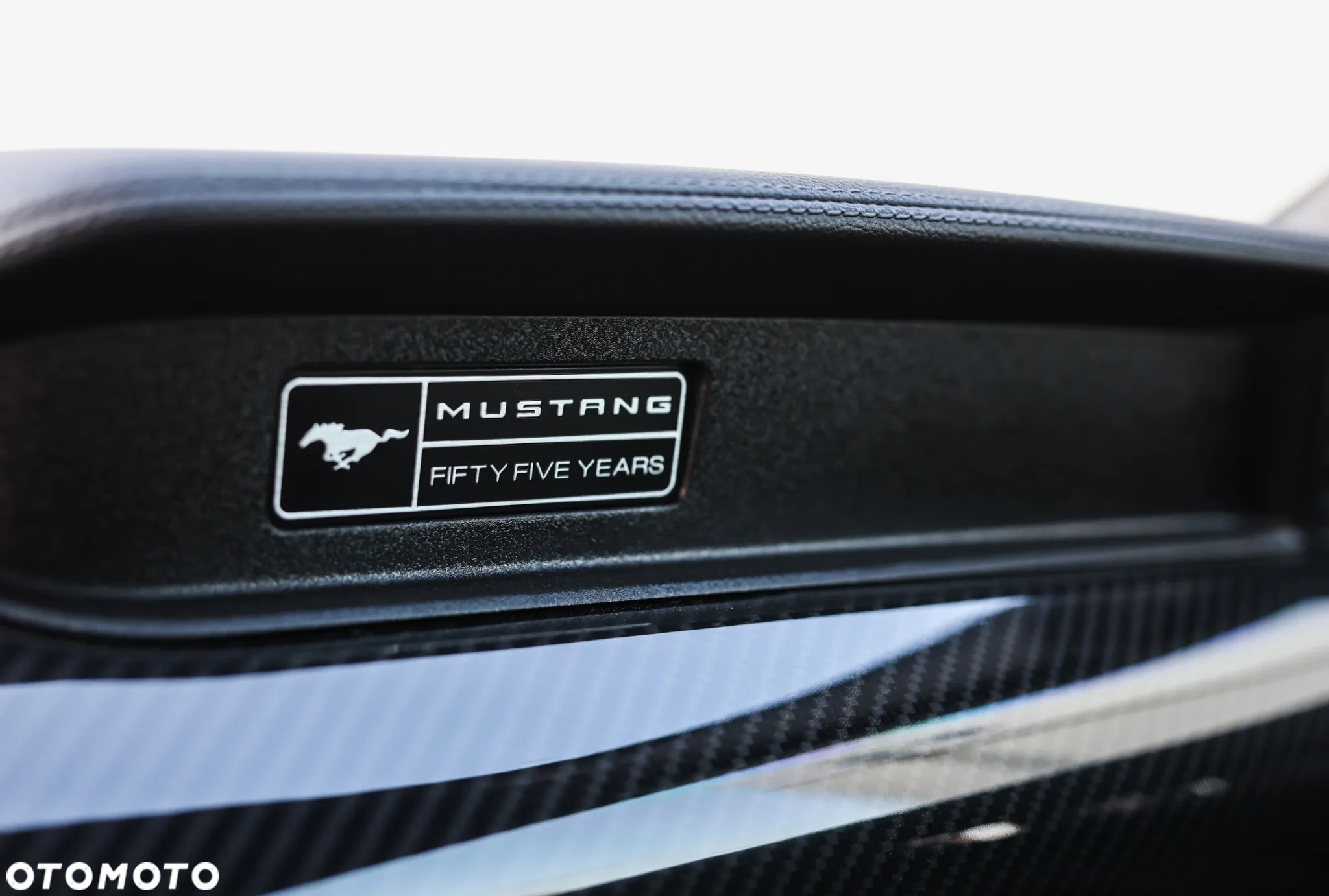 Ford Mustang 5.0 V8 GT - 35