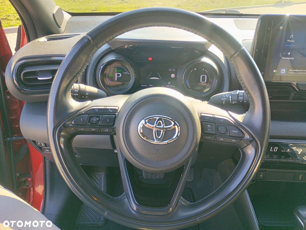 Toyota Yaris Hybrid 1.5 Selection Style - 19