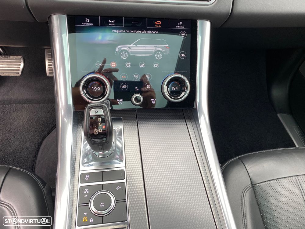 Land Rover Range Rover Sport 3.0 TDV6 HSE Dynamic - 8