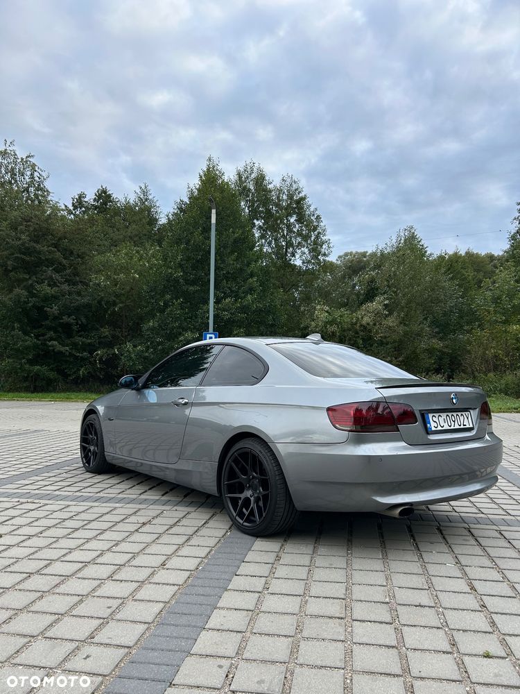BMW Seria 3 320d Coupe - 3