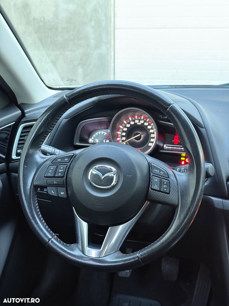 Mazda 3 - 6