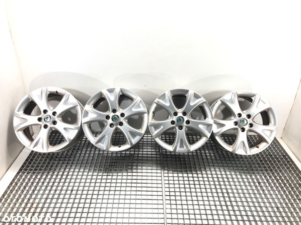 FELGI ALUMINIOWE KOMPLET 17  7j 5x112 57,1  SKODA OCTAVIA II Combi (1Z5) 2004 - 2013  1Z0601025Q - 1