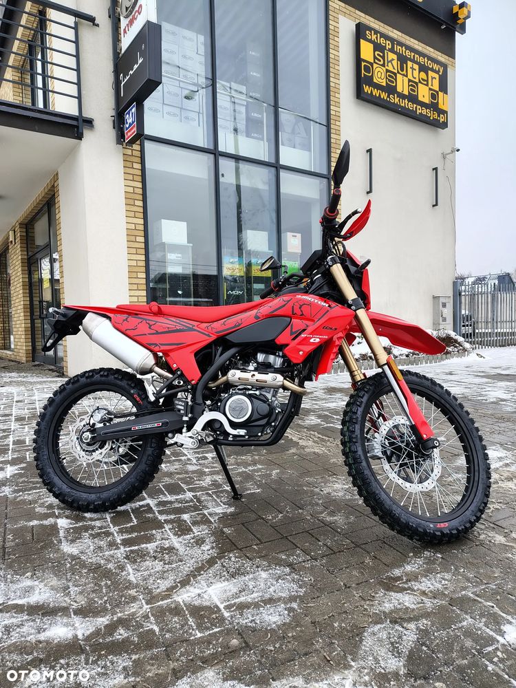 QJMOTOR COV 125X - 3